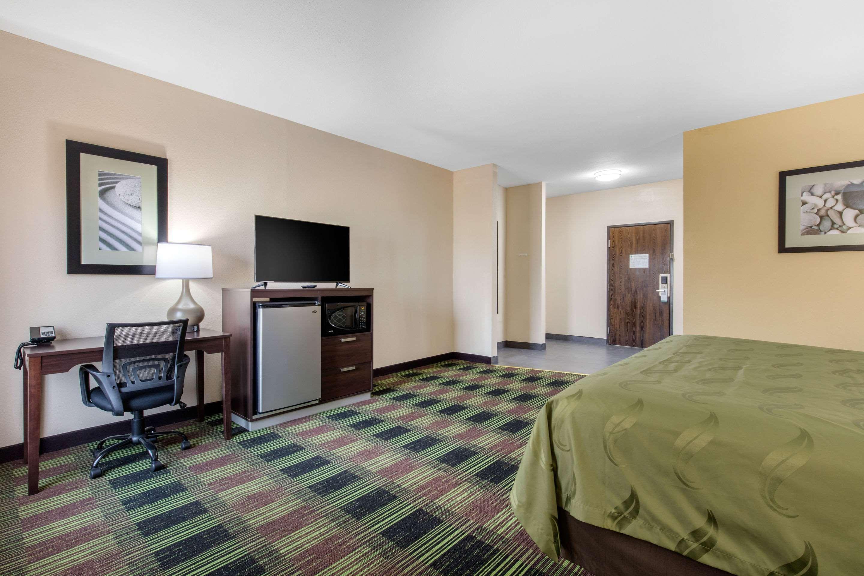 Quality Inn Cadiz Exteriér fotografie
