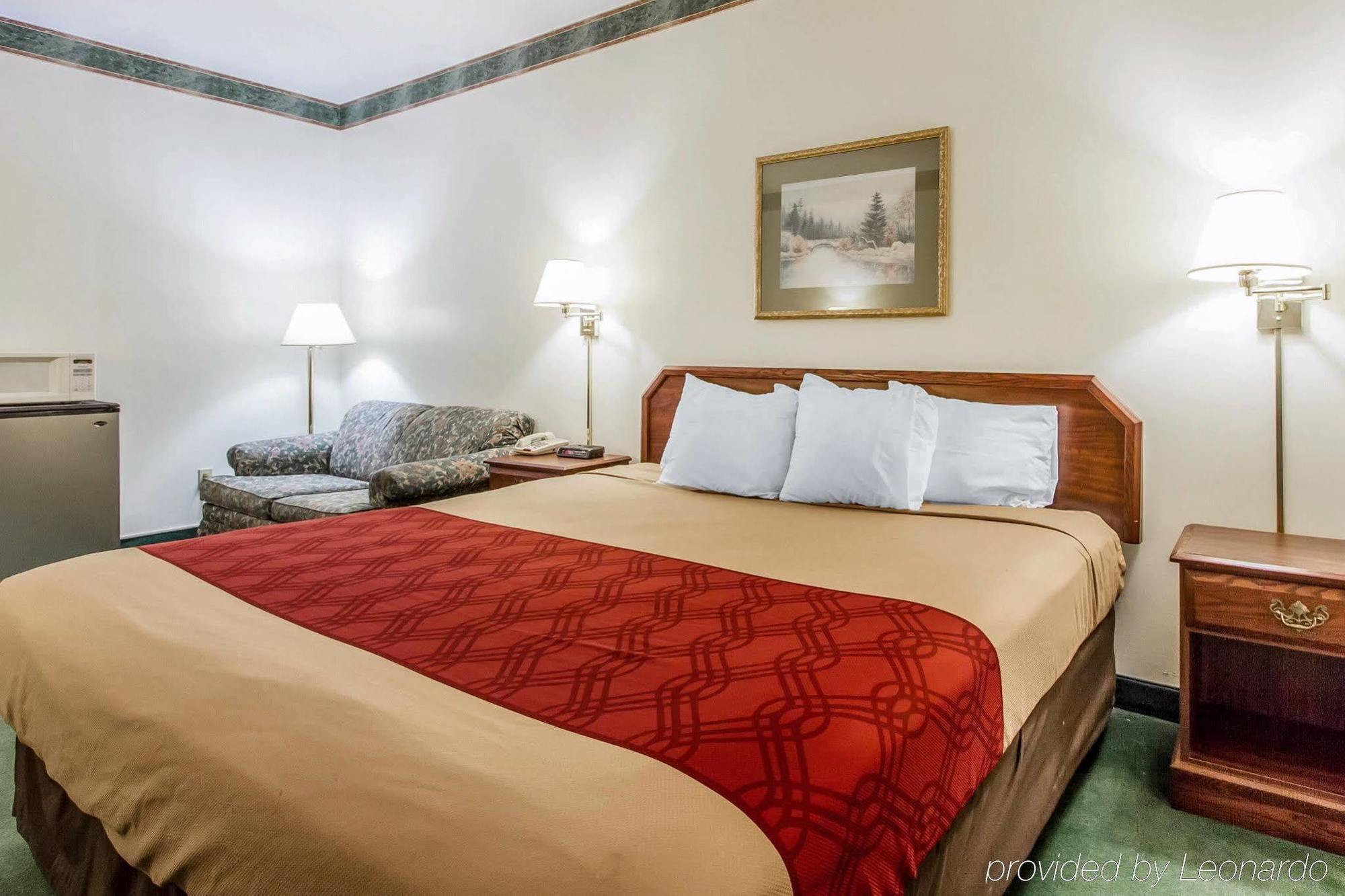 Quality Inn Cadiz Exteriér fotografie